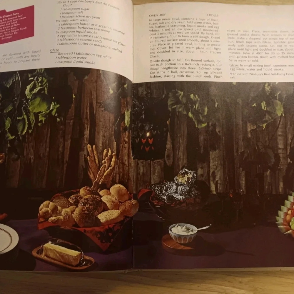 Vintage Pillsbury’s Bake-Off Breads Cookbook, published in 1968 by the Pillsbury